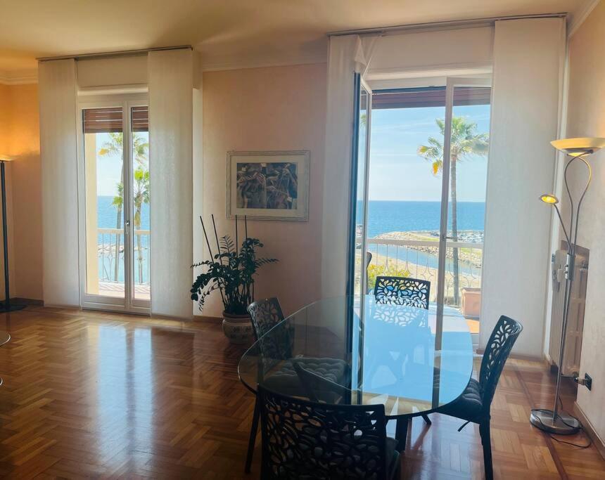 Brezza Di Mare Apartment Imperia Exterior foto