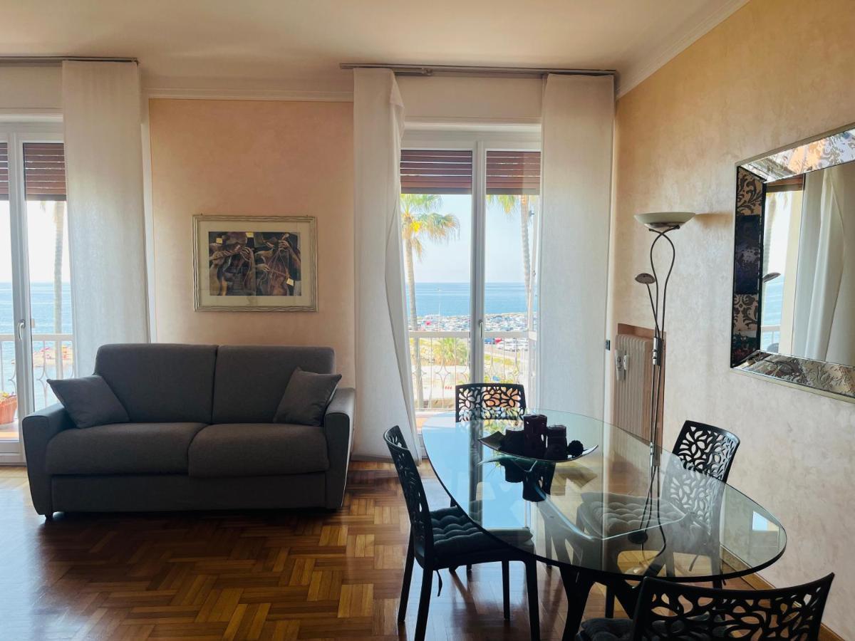 Brezza Di Mare Apartment Imperia Exterior foto